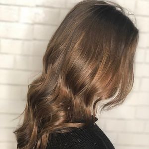 Meet your Posher, Julia